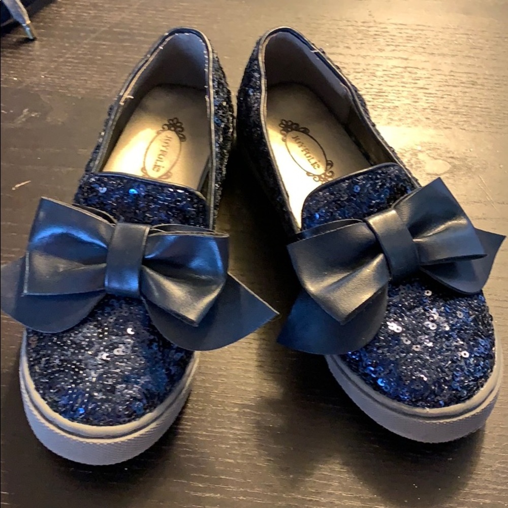 Navy girls dress shoes